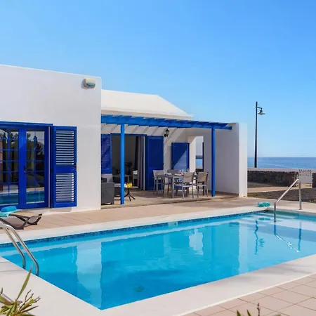 Villa Seasol 1 By